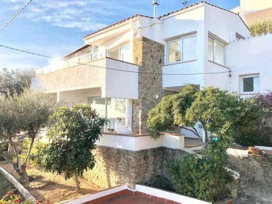 Amplio Apartamento Con Jardin En Almadrava Roses Extérieur photo